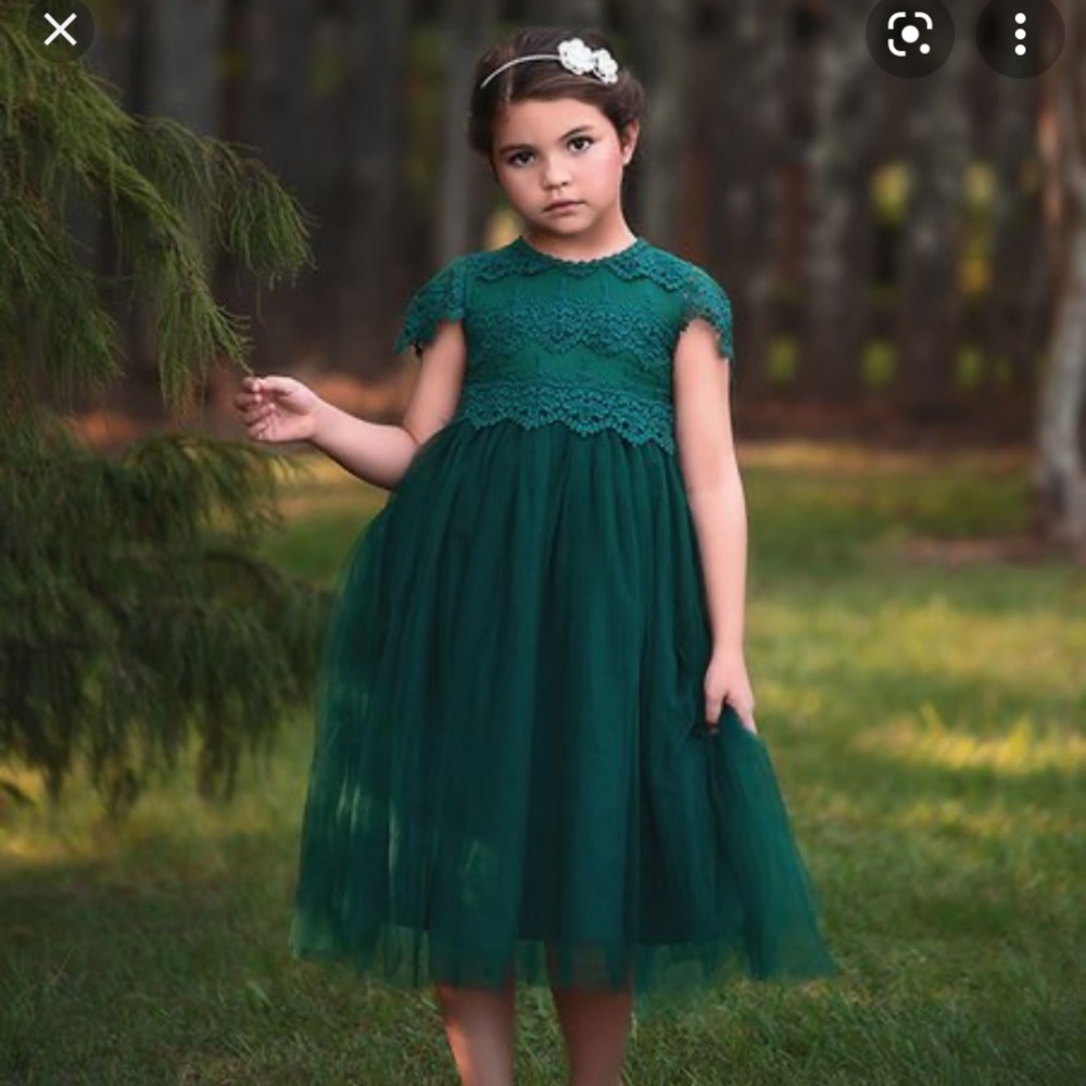 Trish scully emerald girl’s dress